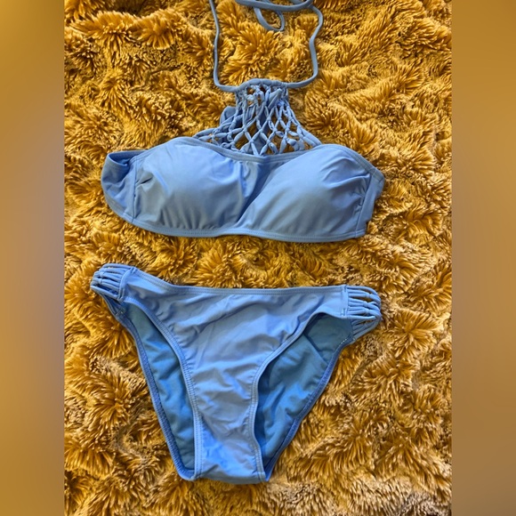 Like new cobalt blue bikini - Picture 4 of 6